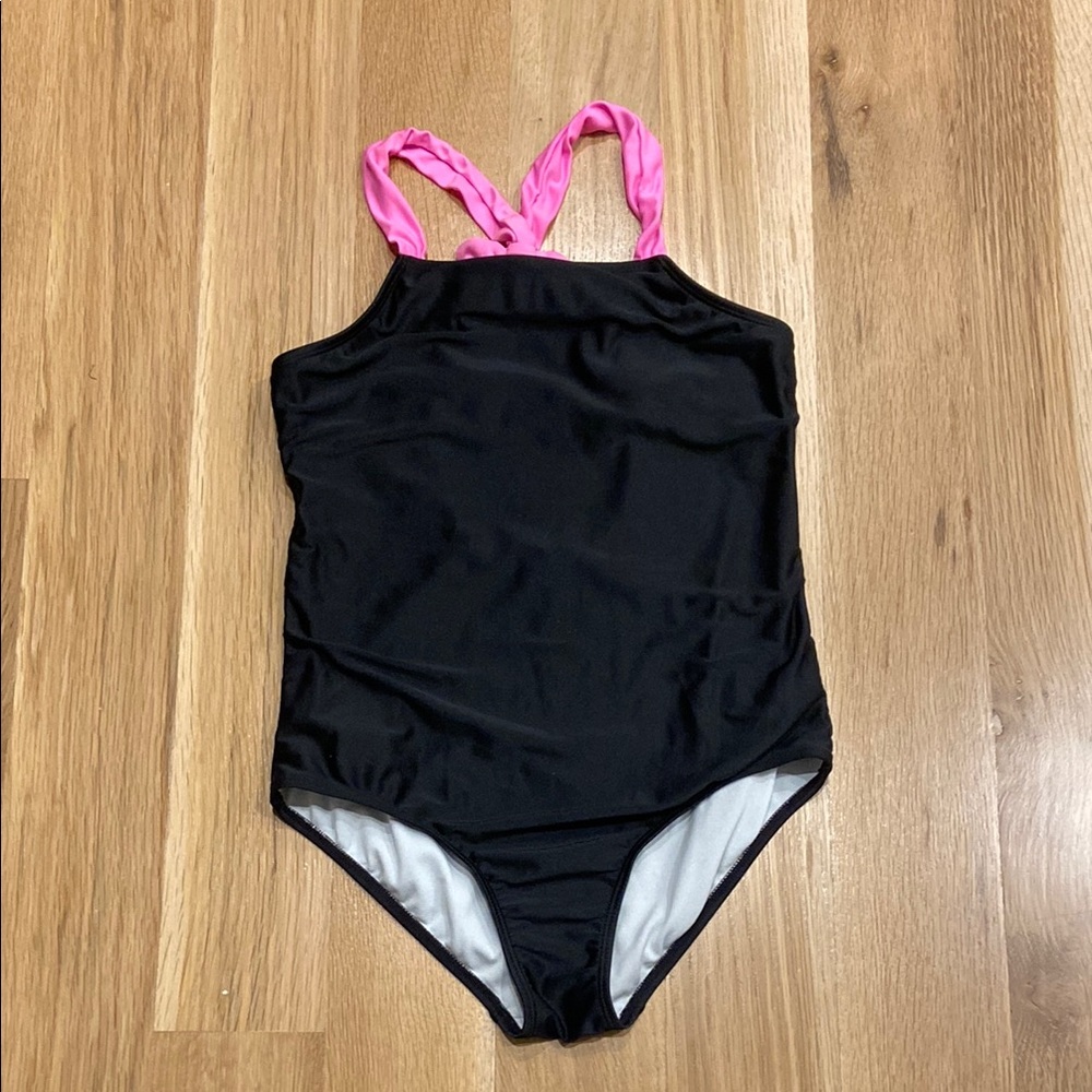 Cat & Jack Girl’s black bodysuit
